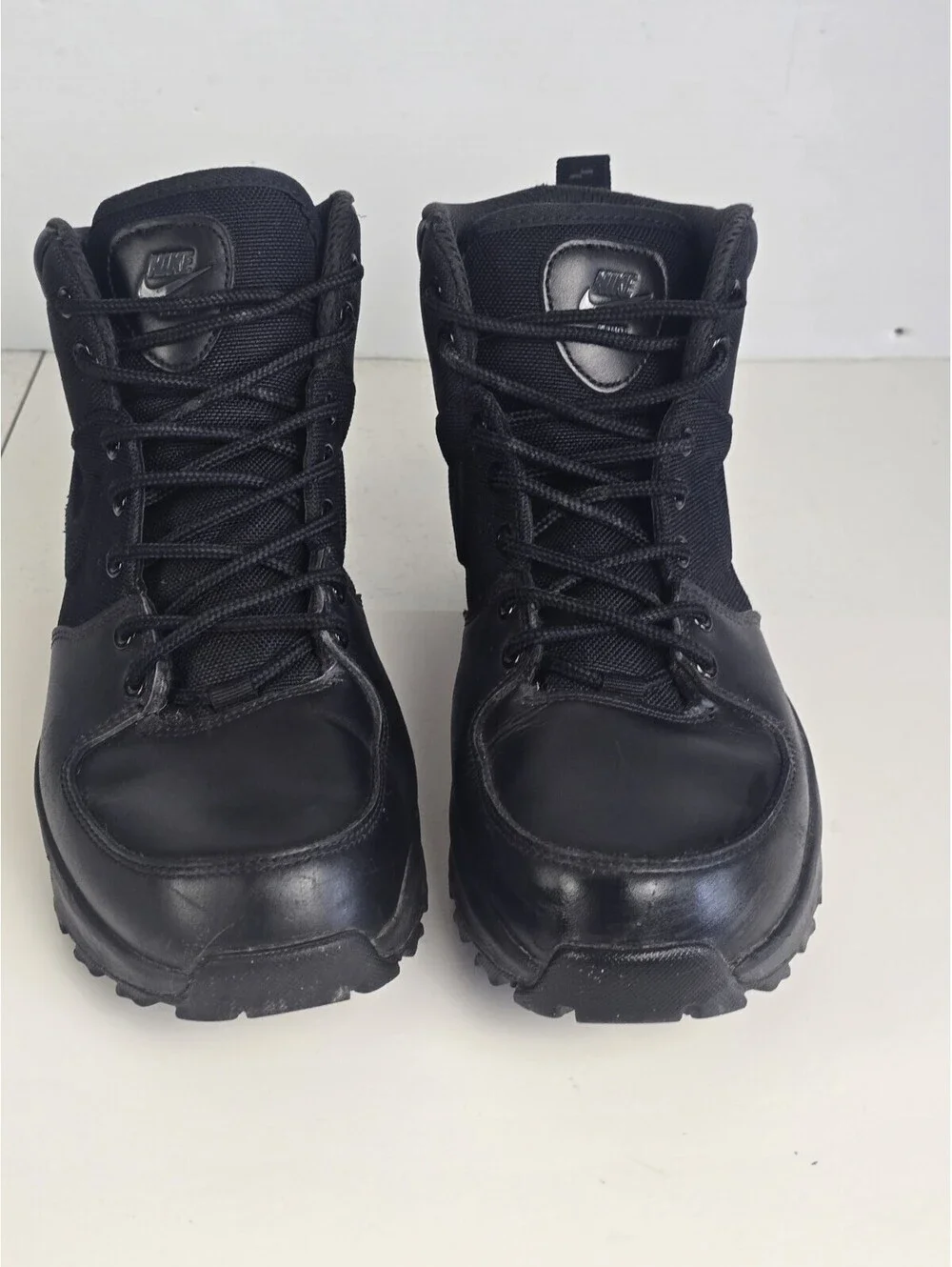 MENS 9.5 Nike MANOA Boots Triple Black 456975 001